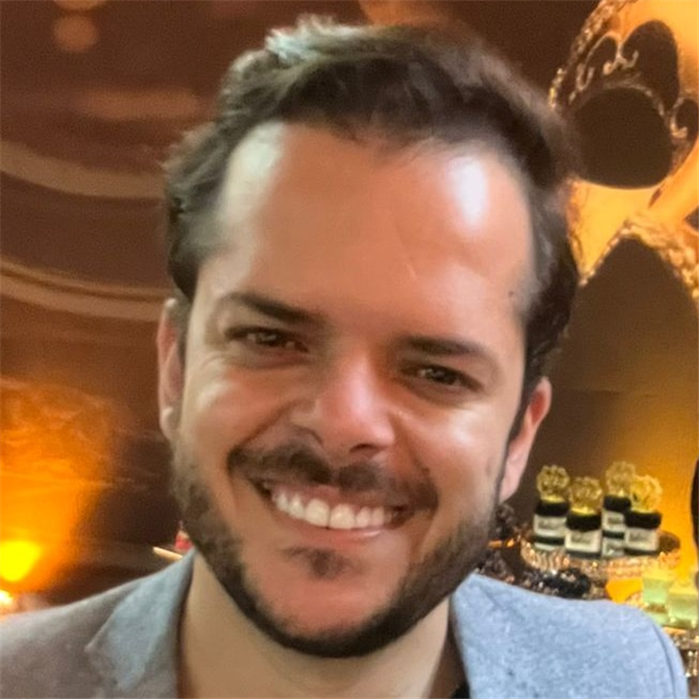 Victor Hugo Medina